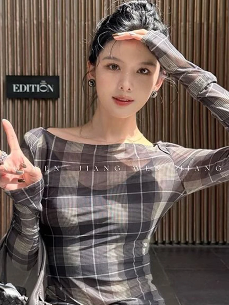 Retro Plaid Long Sleeve T-Shirt Women Summer Thin Ice Silk Mesh Sun Protection Cover up Base Shirt Semi-Transparent Top
Retro Plaid Long Sleeve T-Shirt Women Summer Thin Ice Silk Mesh Sun Protection Cover up Base Shirt Semi-Transparent Top