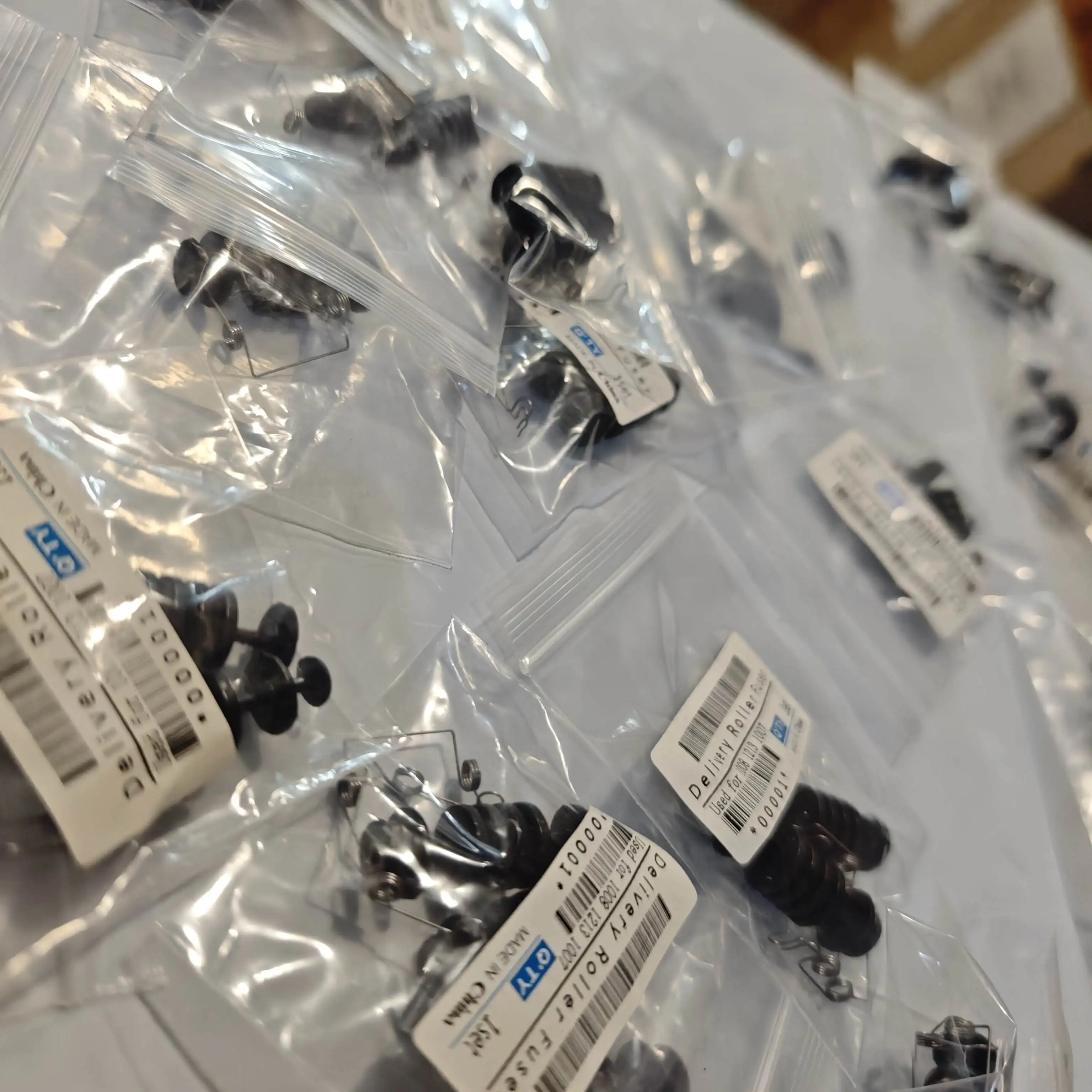 5шт. Пружина ролика доставки бумаги фиксатора для HP P1005 P1006 P1007 P1008 P1102 P1106 P1108 M1132 M1136 M1139 M1212 M1213
5шт. Пружина ролика доставки бумаги фиксатора для HP P1005 P1006 P1007 P1008 P1102 P1106 P1108 M1132 M1136 M1139 M1212 M1213