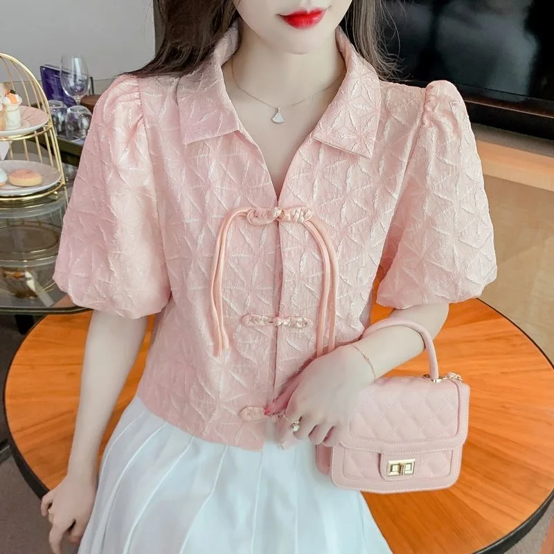 Women Summer Style Blouses Shirts Lady Casual Short Puff Sleeve Turn-down Collar Blusas Tops ZZ2105
Women Summer Style Blouses Shirts Lady Casual Short Puff Sleeve Turn-down Collar Blusas Tops ZZ2105