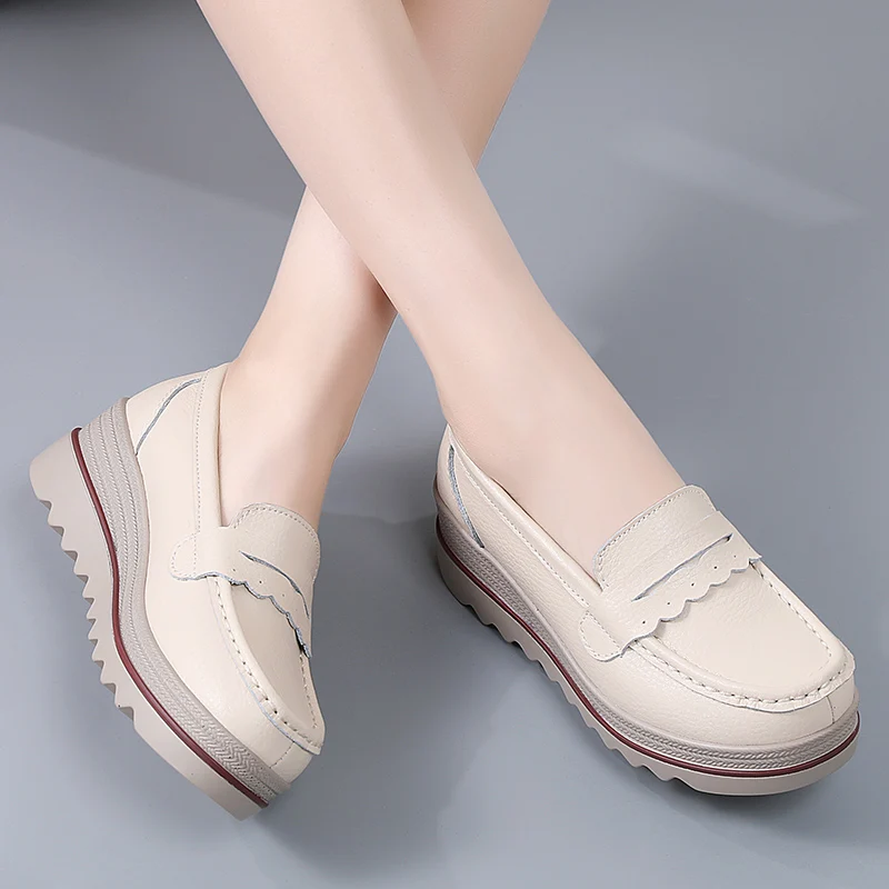 Новая обувь из натуральной кожи, 2021, женские слипоны, женские мокасины на плоской подошве, женские лоферы, весенне-осенняя обувь для мам, большой размер 35-42
Новая обувь из натуральной кожи, 2021, женские слипоны, женские мокасины на плоской подошве, женские лоферы, весенне-осенняя обувь для мам, большой размер 35-42