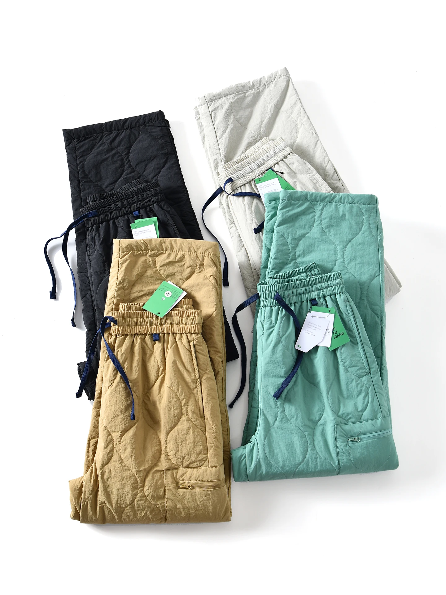 Water-Resistant Cotton Trousers for Men And Women Outdoor Sports Warm Straight Tube Nylon Fiber Youthful Vitality Long Pants
Water-Resistant Cotton Trousers for Men And Women Outdoor Sports Warm Straight Tube Nylon Fiber Youthful Vitality Long Pants