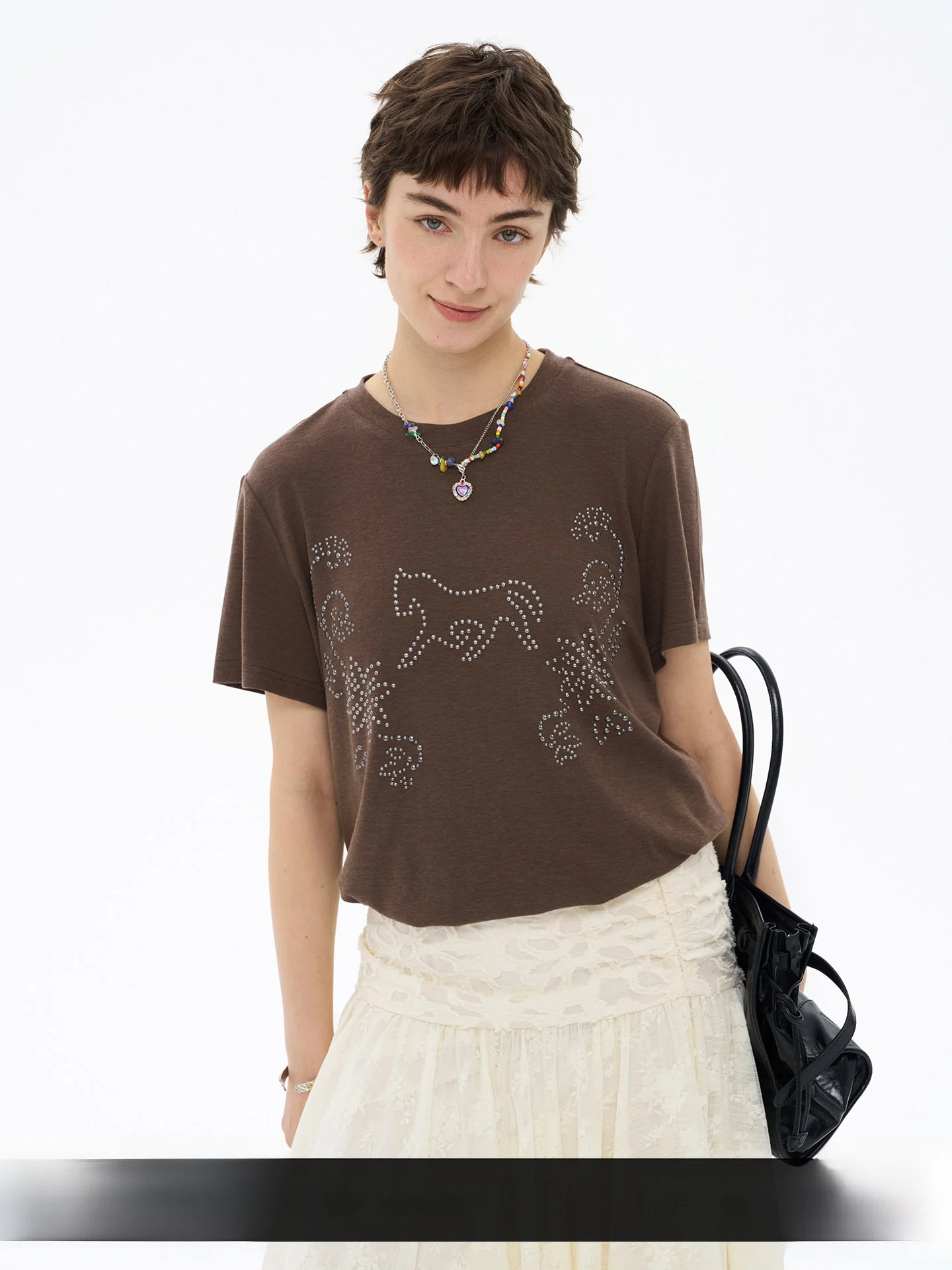 Soft Flowing Lightweight ort Sve T-irt with Iron on Rhinestones Loose Fit Casual Sle Women's Top round Ne Design
Soft Flowing Lightweight ort Sve T-irt with Iron on Rhinestones Loose Fit Casual Sle Women's Top round Ne Design