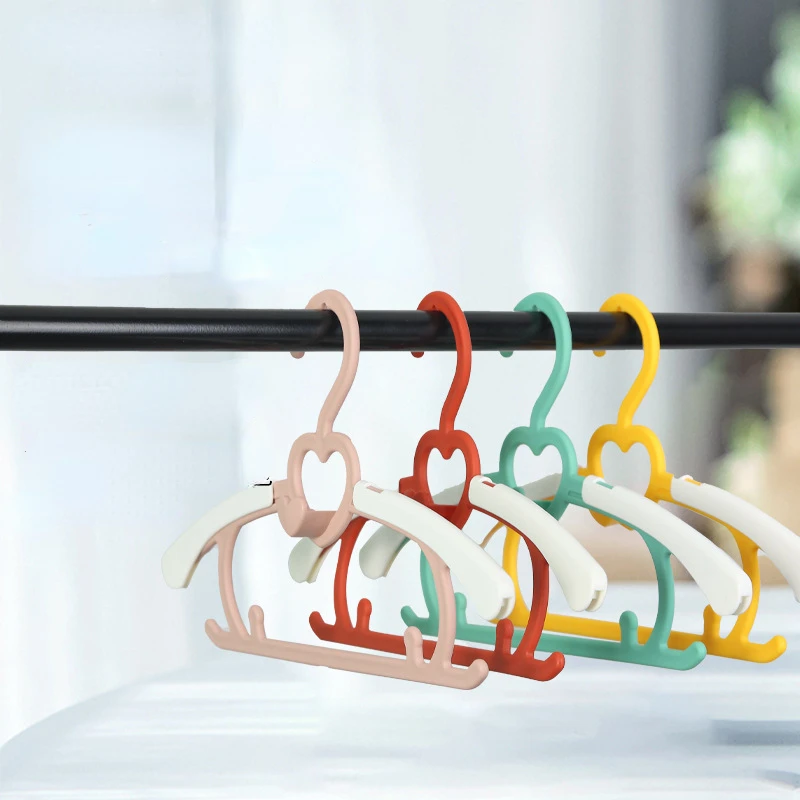 10pcs Children's Clothes Rack Love Seamless Drying Telescopic Clothes Rack Multicolor Bold Thickened Home Clothes Rack.
10pcs Children's Clothes Rack Love Seamless Drying Telescopic Clothes Rack Multicolor Bold Thickened Home Clothes Rack.