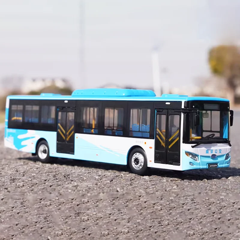 Модель автобуса Jinlong Kaiwo New Energy из литого сплава в масштабе 1:42, готовый продукт, имитационная игрушка, коллекционный подарок, статическая модель для демонстрации
Модель автобуса Jinlong Kaiwo New Energy из литого сплава в масштабе 1:42, готовый продукт, имитационная игрушка, коллекционный подарок, статическая модель для демонстрации