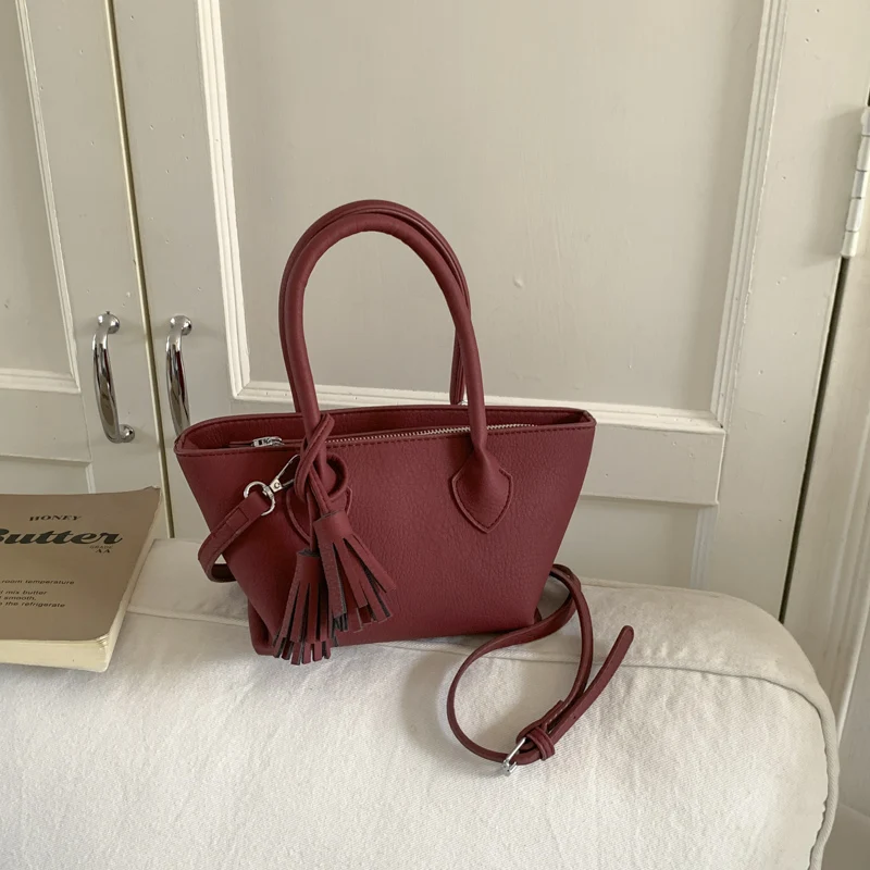 PU Large Capacity Temperament 2026 Fashion Crossbody Bags Exquisite Versatile Durable Adjustable Shoulder Strap Shoulder Bags
PU Large Capacity Temperament 2026 Fashion Crossbody Bags Exquisite Versatile Durable Adjustable Shoulder Strap Shoulder Bags