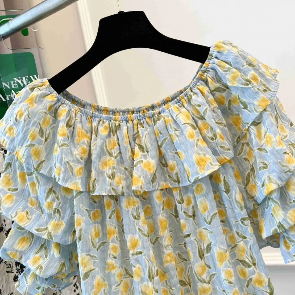 Women's Pleated Floral Shirt Korean-Style Ruffle Collar Top Summer New Real Shot Design
Women's Pleated Floral Shirt Korean-Style Ruffle Collar Top Summer New Real Shot Design