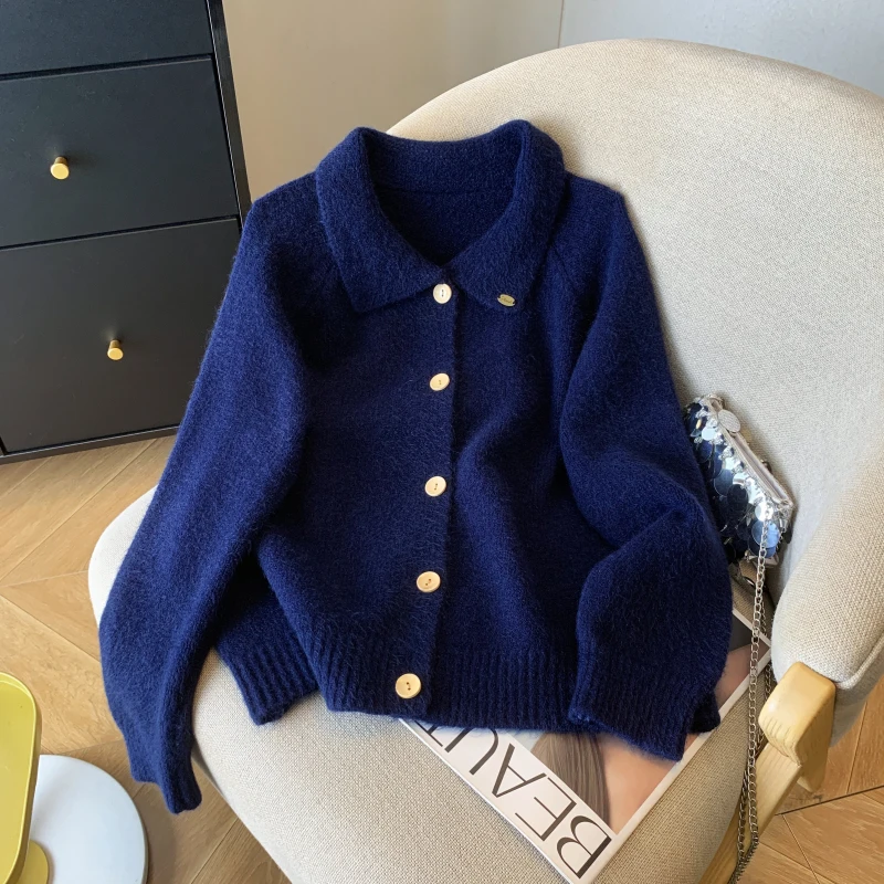 Pure Color Leisure Simple Knitwears Long-sleeved Knitting Cardigans With Lapel Collar Single-breasted Buttons Sweater
Pure Color Leisure Simple Knitwears Long-sleeved Knitting Cardigans With Lapel Collar Single-breasted Buttons Sweater