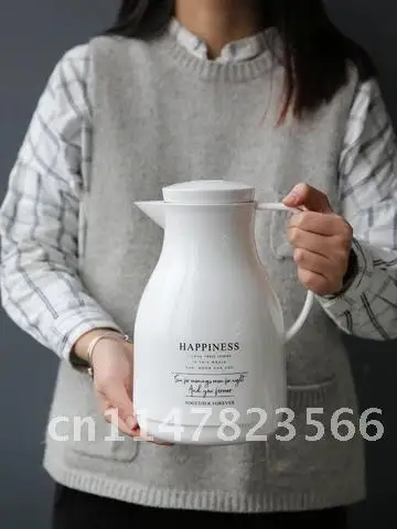 1L Large Capacity Glass Liner Household Thermal Coffee Tea Insulation Pot Portable Heat Kettle Nordic Thermal Insulation Kettle
1L Large Capacity Glass Liner Household Thermal Coffee Tea Insulation Pot Portable Heat Kettle Nordic Thermal Insulation Kettle