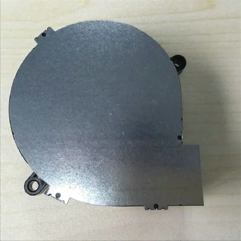Новый охлаждающий вентилятор для проектора SF72H12-04F DC12V 250mA для EB-400W 410W S5 X5 83 822 83H
Новый охлаждающий вентилятор для проектора SF72H12-04F DC12V 250mA для EB-400W 410W S5 X5 83 822 83H