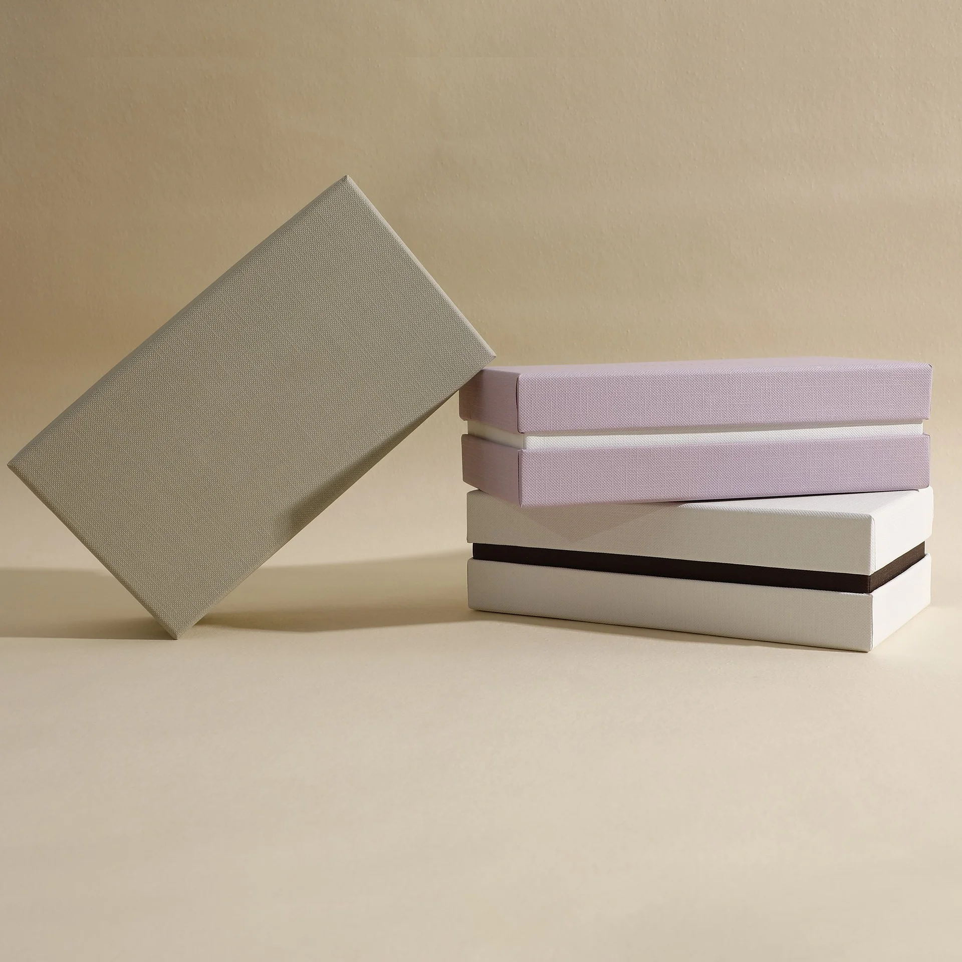 100Pcs Jewelry Eyeglasses Storage Cardboard Box Fashion Ring Stud Earring Luxury Organizer Exquisite Custom logo Protable Boxes
100Pcs Jewelry Eyeglasses Storage Cardboard Box Fashion Ring Stud Earring Luxury Organizer Exquisite Custom logo Protable Boxes