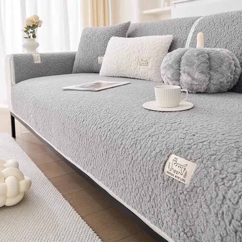 Winter Plush Sofa Cushion, Cartoon Embroidery Winter Thick Anti Slip Sofa Cover, Autumn and Winter Cushion, Cover Towel
Winter Plush Sofa Cushion, Cartoon Embroidery Winter Thick Anti Slip Sofa Cover, Autumn and Winter Cushion, Cover Towel