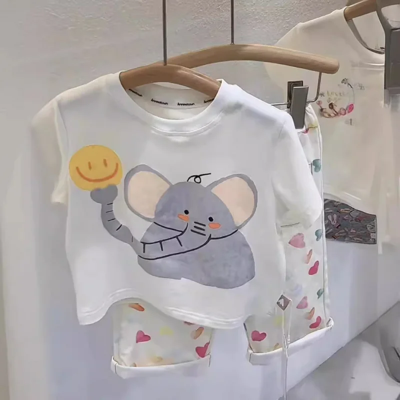 KXKM-Children's Summer Stylish Set Cartoon Watermark CottonTNew Casual Summer Two-Piece Set for Boys and Girls Baby
KXKM-Children's Summer Stylish Set Cartoon Watermark CottonTNew Casual Summer Two-Piece Set for Boys and Girls Baby