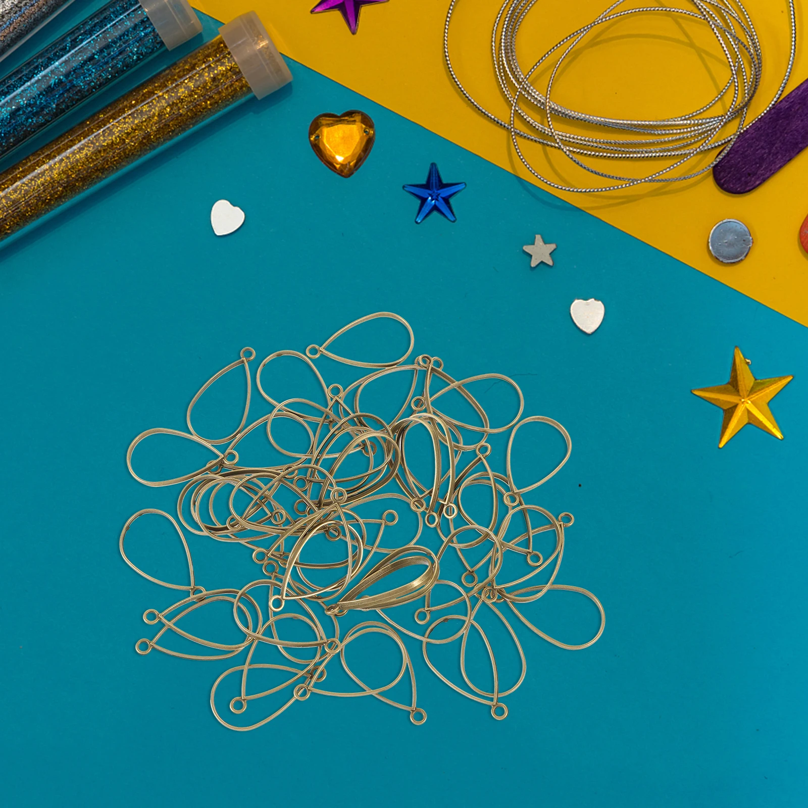 50 Pcs Jewelry Glue-drop Border Accessories Diy Pendants Blank Bezels Hollowed Charms for Making
50 Pcs Jewelry Glue-drop Border Accessories Diy Pendants Blank Bezels Hollowed Charms for Making