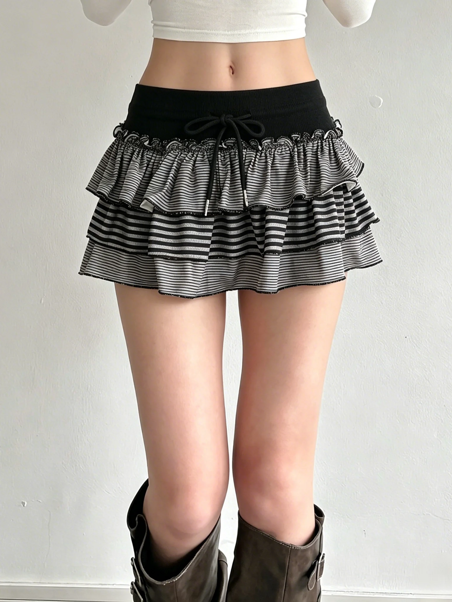 Low Waist Patchwork Knitted Short Skirt Cake Style a Line Half Body Skirt Color Block Striped WEEKEEP Early Sensation
Low Waist Patchwork Knitted Short Skirt Cake Style a Line Half Body Skirt Color Block Striped WEEKEEP Early Sensation