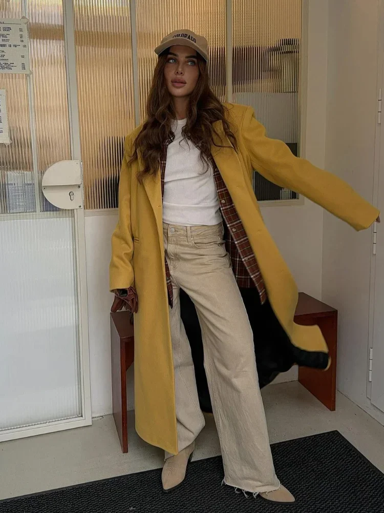 Women Elegant Yellow Wool Overcoat Solid Lapel Single Breasted Long Sleeve Loose Coat 2025 Autumn Lady Daily Street Outerwear
Women Elegant Yellow Wool Overcoat Solid Lapel Single Breasted Long Sleeve Loose Coat 2025 Autumn Lady Daily Street Outerwear