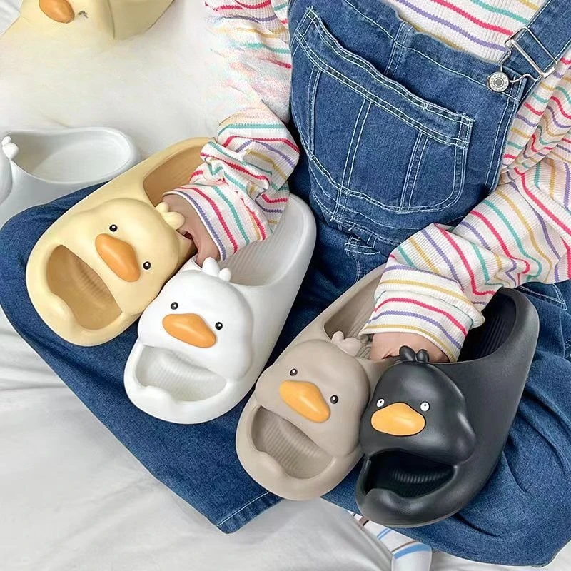 Домашние тапочки-слайды на платформе с мультяшным рисунком утки, женские летние пляжные шлепанцы, нескользящие, для дома, с мягкой подошвой, женская обувь
Домашние тапочки-слайды на платформе с мультяшным рисунком утки, женские летние пляжные шлепанцы, нескользящие, для дома, с мягкой подошвой, женская обувь