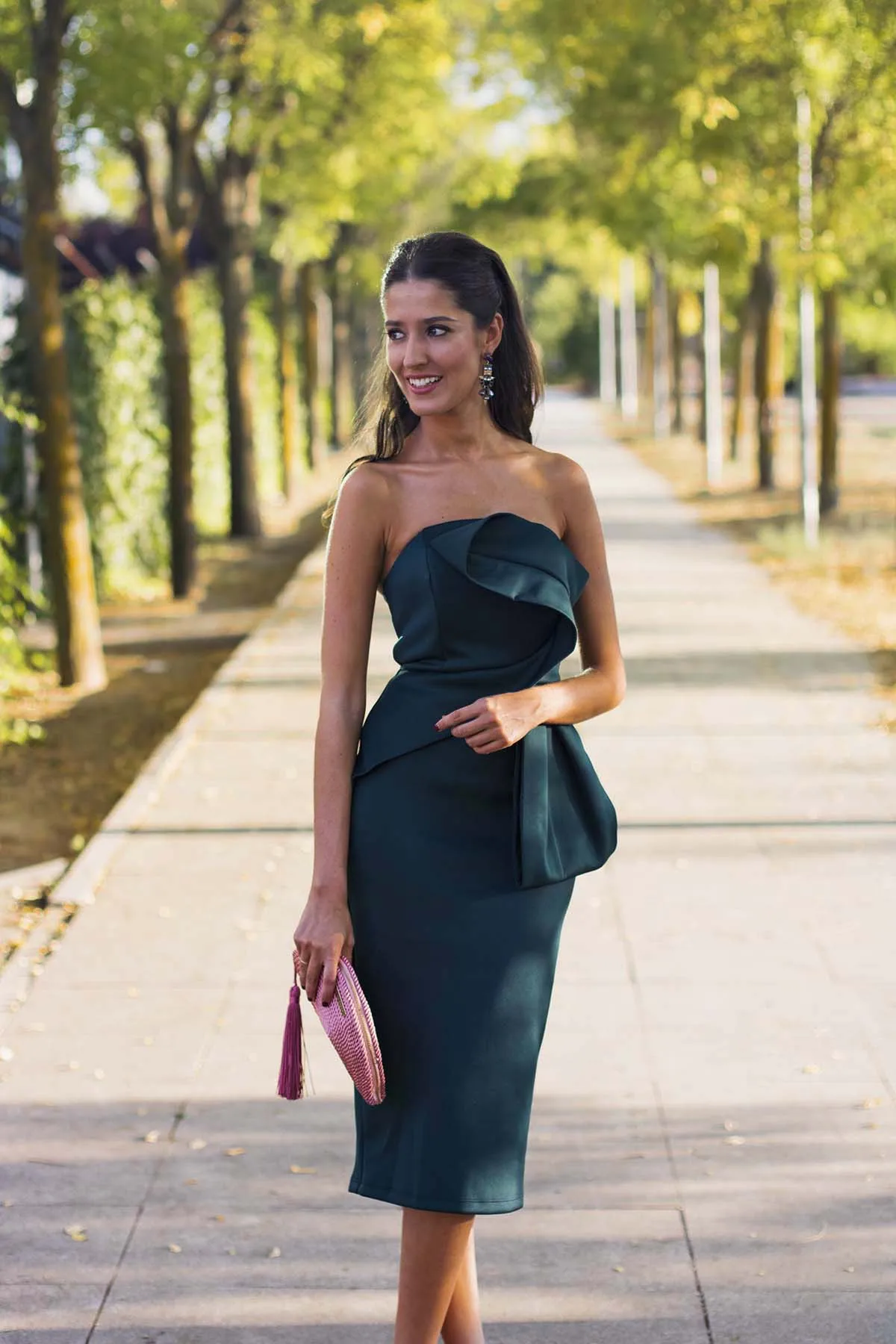 Mother of The Bride Dresses for Weddings 2023 Emerald Green Strapless Ruched Cocktail Formal Party Guest Gowns Short Knee Length
Mother of The Bride Dresses for Weddings 2023 Emerald Green Strapless Ruched Cocktail Formal Party Guest Gowns Short Knee Length