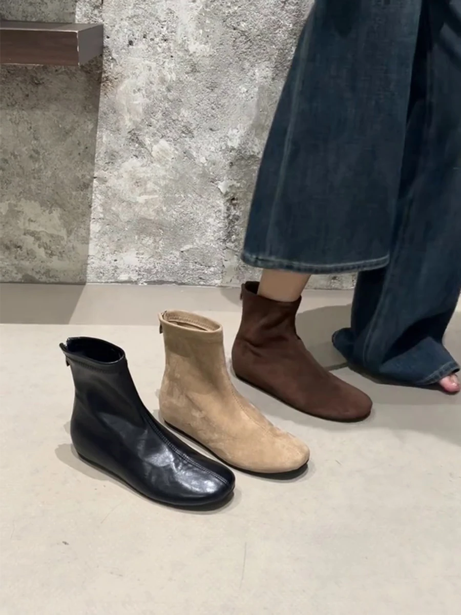 Lamb Leather round Toe Heightening ort Boots Slimming Vintage Simple Zipper Women's Commuter Elastic Boots Faionable Winter
Lamb Leather round Toe Heightening ort Boots Slimming Vintage Simple Zipper Women's Commuter Elastic Boots Faionable Winter