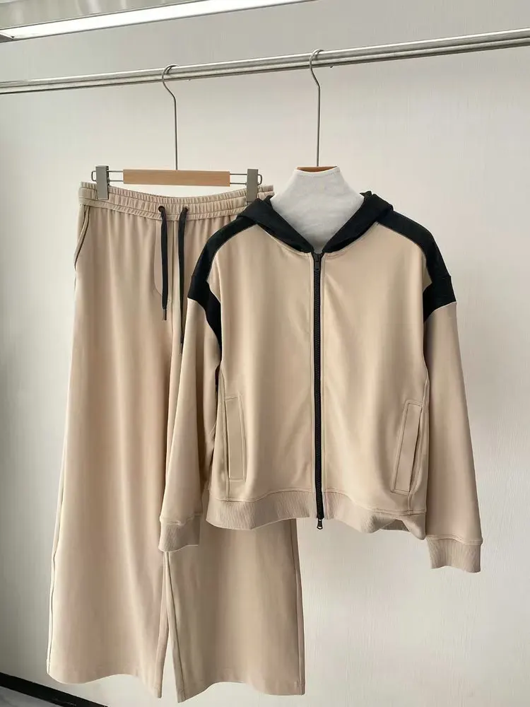 Women's Spring Summer New suit Hooded Zipper Swedshirt with Elasto Waist Pants Two-piece Set
Women's Spring Summer New suit Hooded Zipper Swedshirt with Elasto Waist Pants Two-piece Set