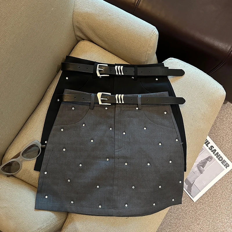 Women's Diamond Wrap Hip A-line Short Skirt, High Waist Half Skirt, Feel Hot Design, New Fashion, Spring, Summer, 2024
Women's Diamond Wrap Hip A-line Short Skirt, High Waist Half Skirt, Feel Hot Design, New Fashion, Spring, Summer, 2024