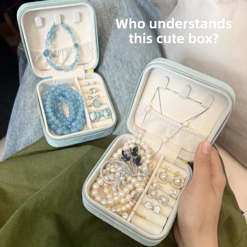 Portable Jewelry Box Small Home Decorative Box for Earrings Nelaces Rings Travel Storage Box Ele Cact Size
Portable Jewelry Box Small Home Decorative Box for Earrings Nelaces Rings Travel Storage Box Ele Cact Size