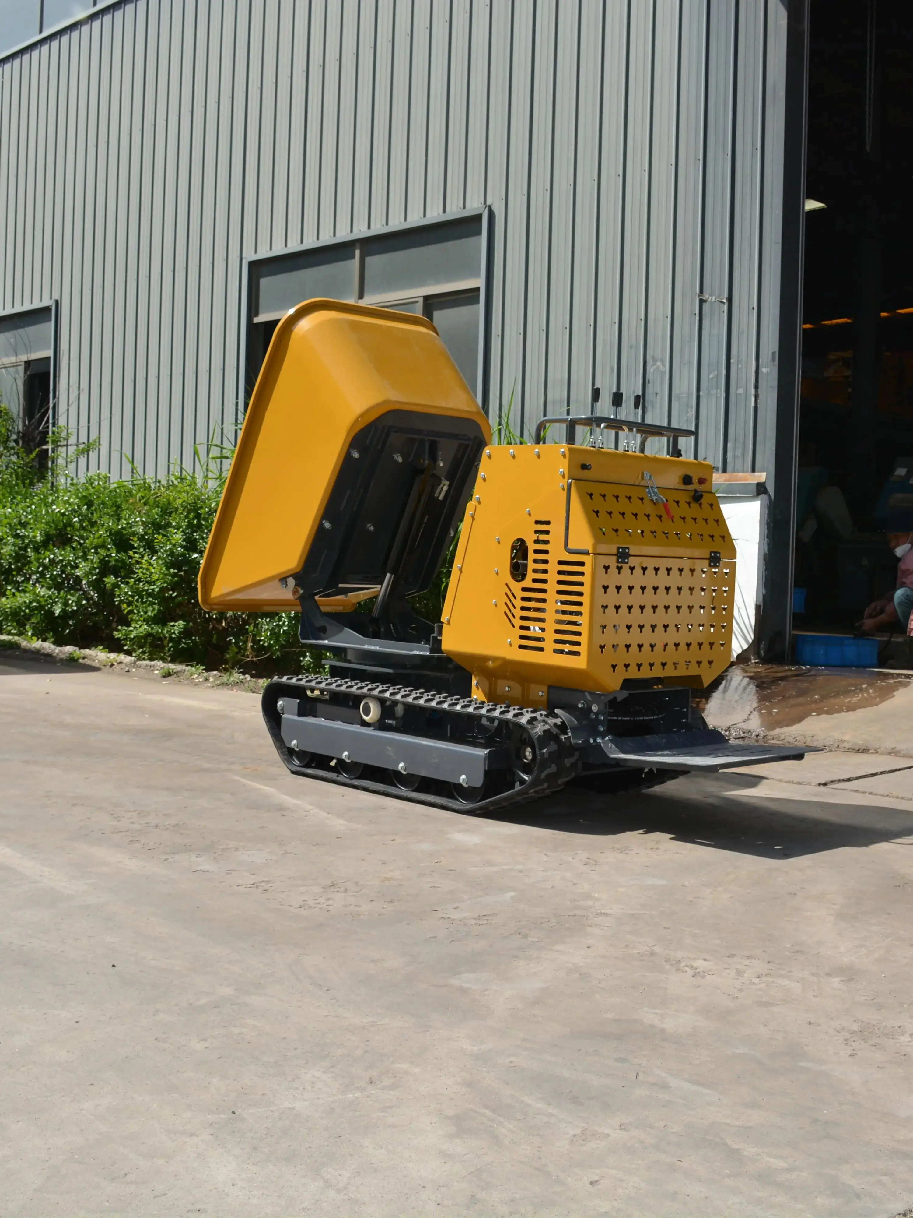Heavy duty hydraulic 1200kg dump truck, used for customized coal mine dump truck products
Heavy duty hydraulic 1200kg dump truck, used for customized coal mine dump truck products