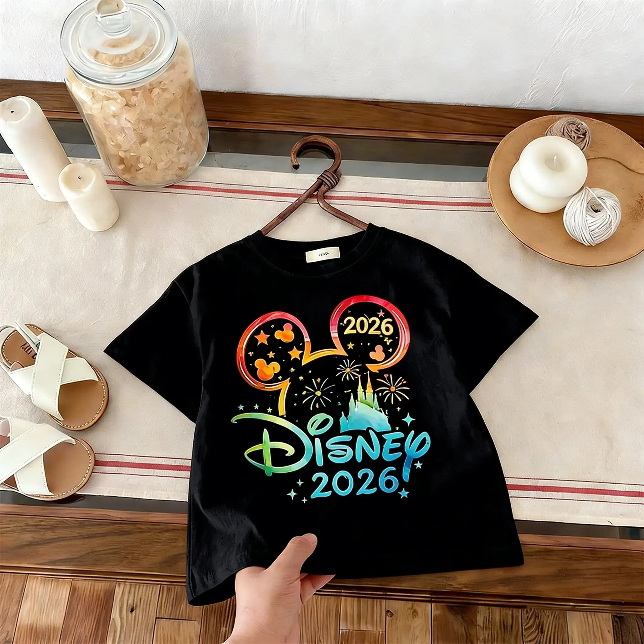 Mickey Mouse Graphic T Shirt Men Women Casual Cotton Short Sleeve Tee Vintage Print Streetwear Top Men Women Families Children
Mickey Mouse Graphic T Shirt Men Women Casual Cotton Short Sleeve Tee Vintage Print Streetwear Top Men Women Families Children
