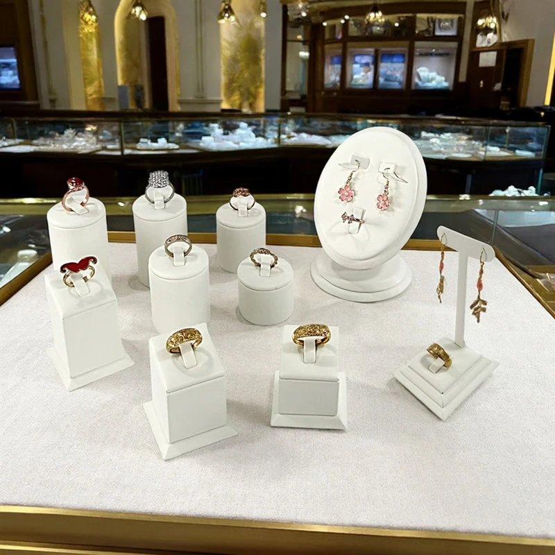 The off-white Brushed Leather Jewelry Display Stand Necklace Earring Ring Holder Counter Top Showcase for Retail Jewelry Store
The off-white Brushed Leather Jewelry Display Stand Necklace Earring Ring Holder Counter Top Showcase for Retail Jewelry Store