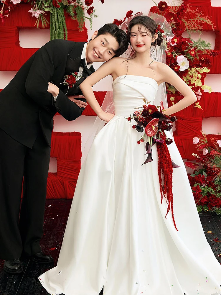 Silk Satin Lightweight Wedding Dr 2026 New Simple Elegance Floor-Length Strapl Outfit White Cus-Made Ceremony Gown
Silk Satin Lightweight Wedding Dr 2026 New Simple Elegance Floor-Length Strapl Outfit White Cus-Made Ceremony Gown