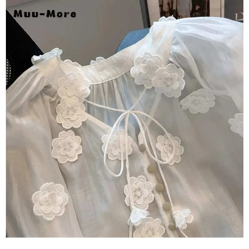 French Style Elegant V-Neck 3D Floral Lace-up White Blouses 2023 Summer Women's Casual Vintage Long Sleeve Chiffon Shirts Top
French Style Elegant V-Neck 3D Floral Lace-up White Blouses 2023 Summer Women's Casual Vintage Long Sleeve Chiffon Shirts Top