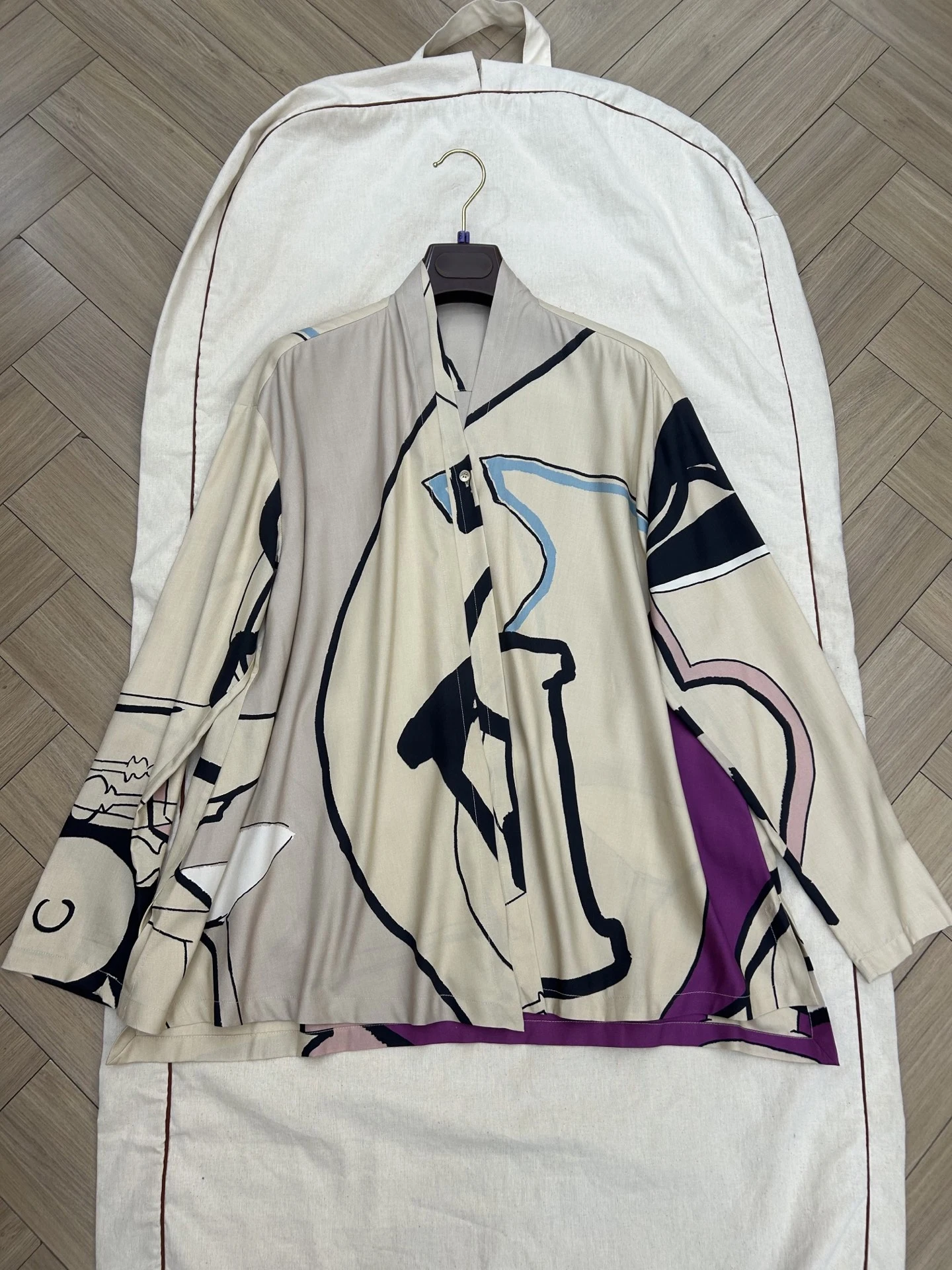 2026 Summer New Retro Style High-Quality Fashionable Casual Silk Skirt Suit For Women
2026 Summer New Retro Style High-Quality Fashionable Casual Silk Skirt Suit For Women