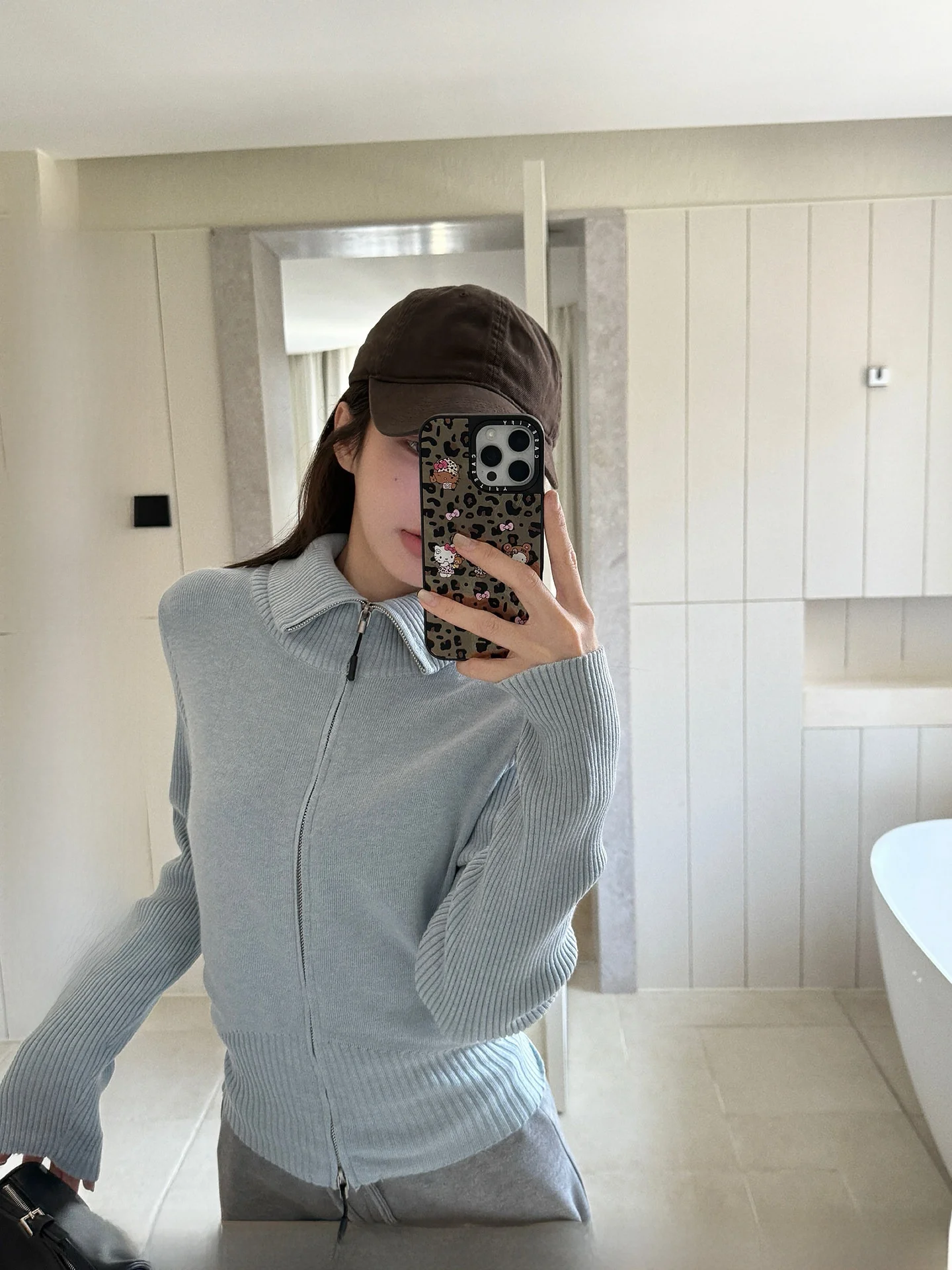 Slim Fit Zipper Knitwear Stand Collar Women's Casual Sle Korean Faion Autumn Winter New Arrival Outerwear Cardigan
Slim Fit Zipper Knitwear Stand Collar Women's Casual Sle Korean Faion Autumn Winter New Arrival Outerwear Cardigan