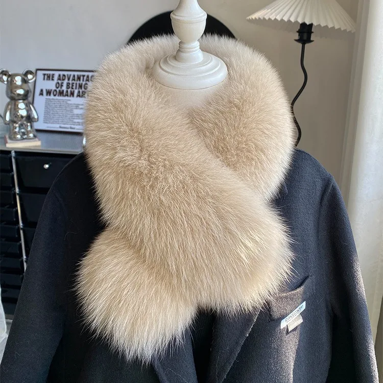 75 cm Fox fur scarf women's winter fur collar Korean style solid color warm plush double-sided scarf genuine fox fur collar
75 cm Fox fur scarf women's winter fur collar Korean style solid color warm plush double-sided scarf genuine fox fur collar