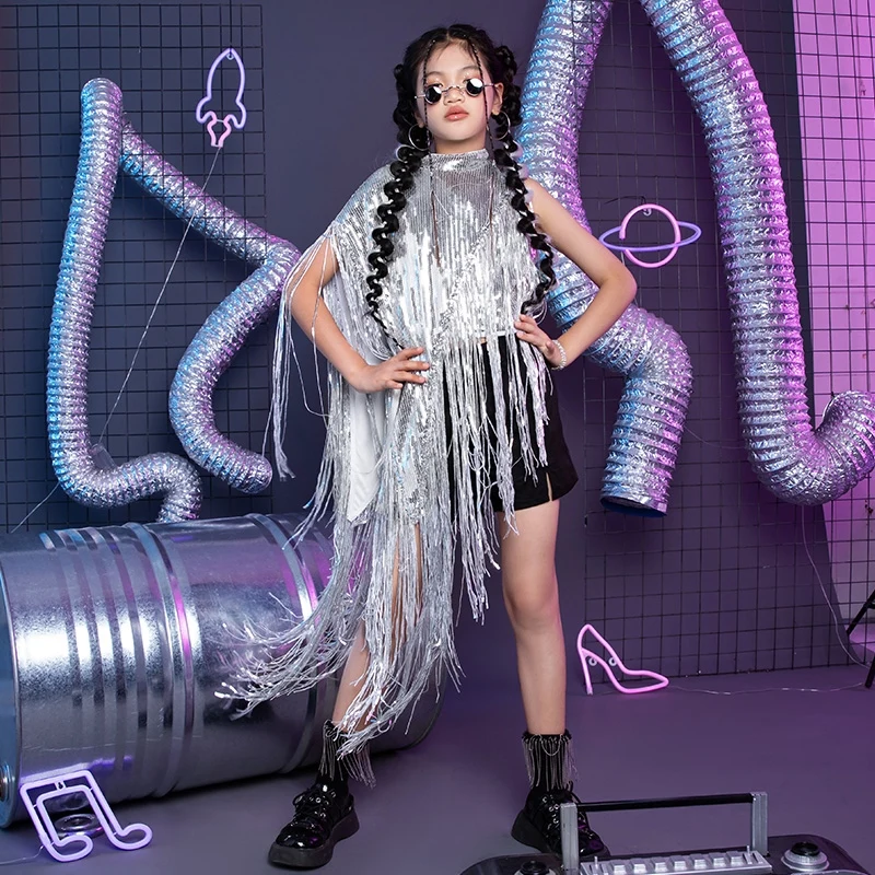 Silver Jazz Dance Set Girls Kpop Stage Outfit Kids Hip Hop Dance Clothing Children Model Runways Show Outfit Tassel Tops AMY1029
Silver Jazz Dance Set Girls Kpop Stage Outfit Kids Hip Hop Dance Clothing Children Model Runways Show Outfit Tassel Tops AMY1029