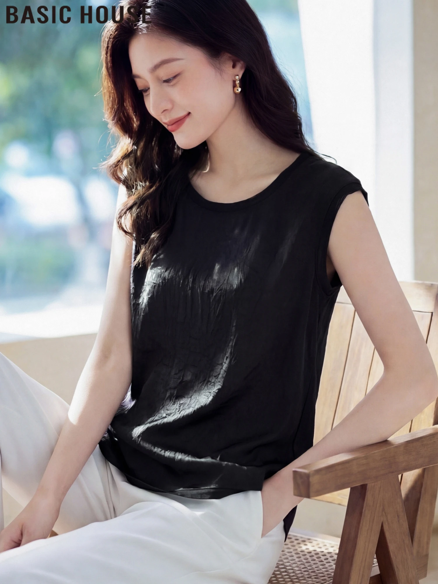 Basic House Casual Loose round Neck Sleeveless T-Shirt Women's Summer 2026 Black Comfortable Breathable Polyester Fiber
Basic House Casual Loose round Neck Sleeveless T-Shirt Women's Summer 2026 Black Comfortable Breathable Polyester Fiber