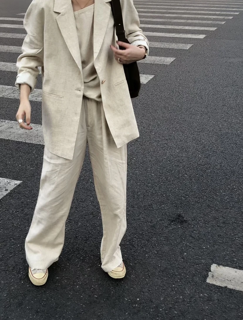 Women 100% Linen Suit Jacket Single Button Notched Collar Long Sleeve Casual Female Blazer
Women 100% Linen Suit Jacket Single Button Notched Collar Long Sleeve Casual Female Blazer