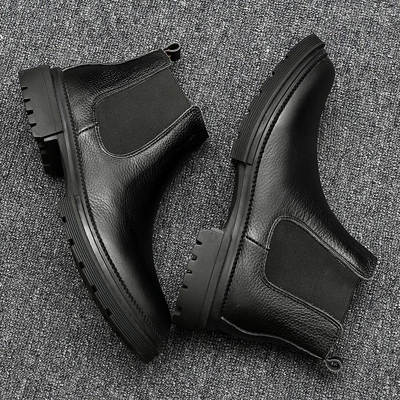 Men's Winter Warm Fleece Lined Thick High Top Boots Leather Work Shoes Snow Boots Business Style Short Tube Closure
Men's Winter Warm Fleece Lined Thick High Top Boots Leather Work Shoes Snow Boots Business Style Short Tube Closure