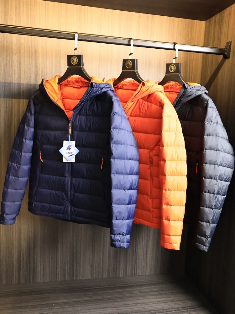 Men's Lightweight Warm Faionable Outdoor 90 down Jaet Autumn Winter Anti-Water Splaing Color Blo Design Du down Coat
Men's Lightweight Warm Faionable Outdoor 90 down Jaet Autumn Winter Anti-Water Splaing Color Blo Design Du down Coat
