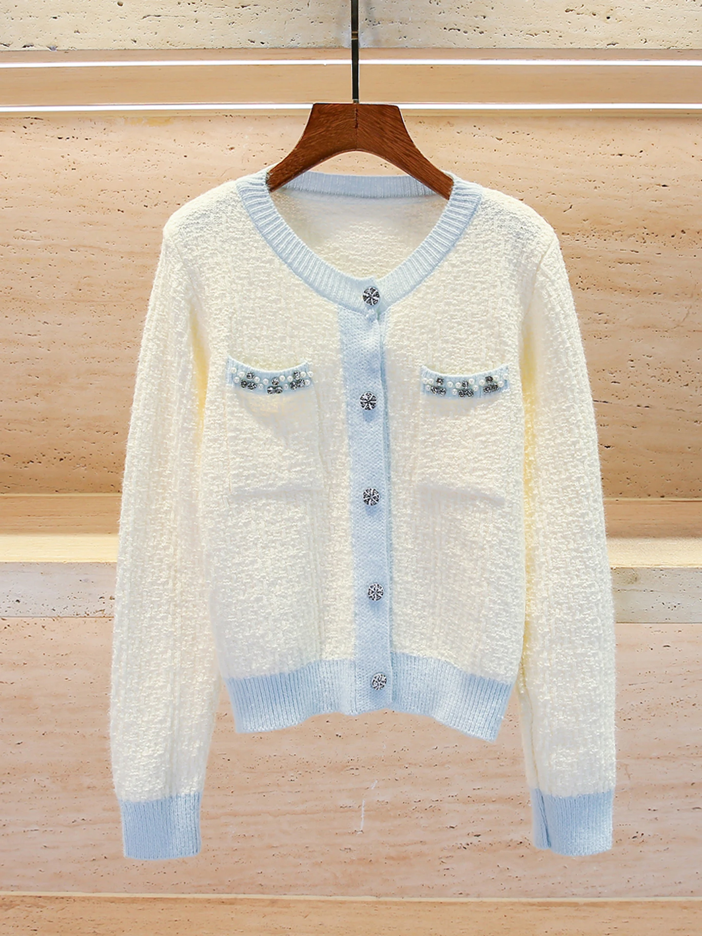 Ele Knitted Cardigan Top Soft Sle Bead Embelliment Regular Fit Long Sve round Ne Daily Wear for Women
Ele Knitted Cardigan Top Soft Sle Bead Embelliment Regular Fit Long Sve round Ne Daily Wear for Women