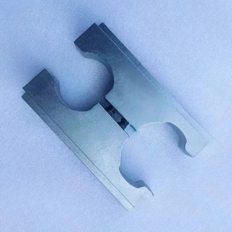 EUI EUP Common Rail Injector Disassemble Fixture Clamp Tool for Cummins M11 N14
EUI EUP Common Rail Injector Disassemble Fixture Clamp Tool for Cummins M11 N14