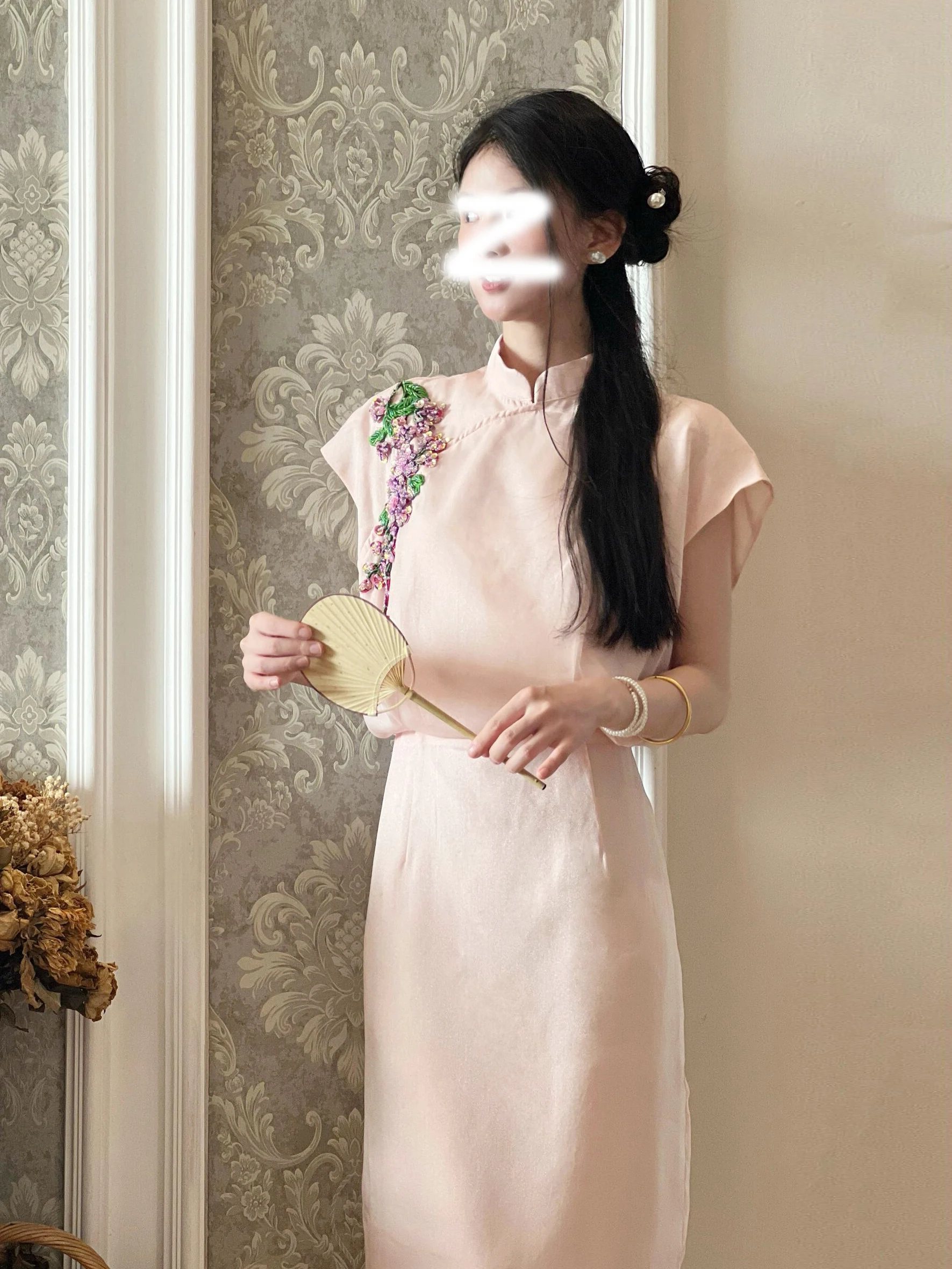 New Chinese Style Waist-Cut Dress Women Summer Fashionable Exquisite Embroidery Heavy Work Sequin Dress A-Line Skirt
New Chinese Style Waist-Cut Dress Women Summer Fashionable Exquisite Embroidery Heavy Work Sequin Dress A-Line Skirt