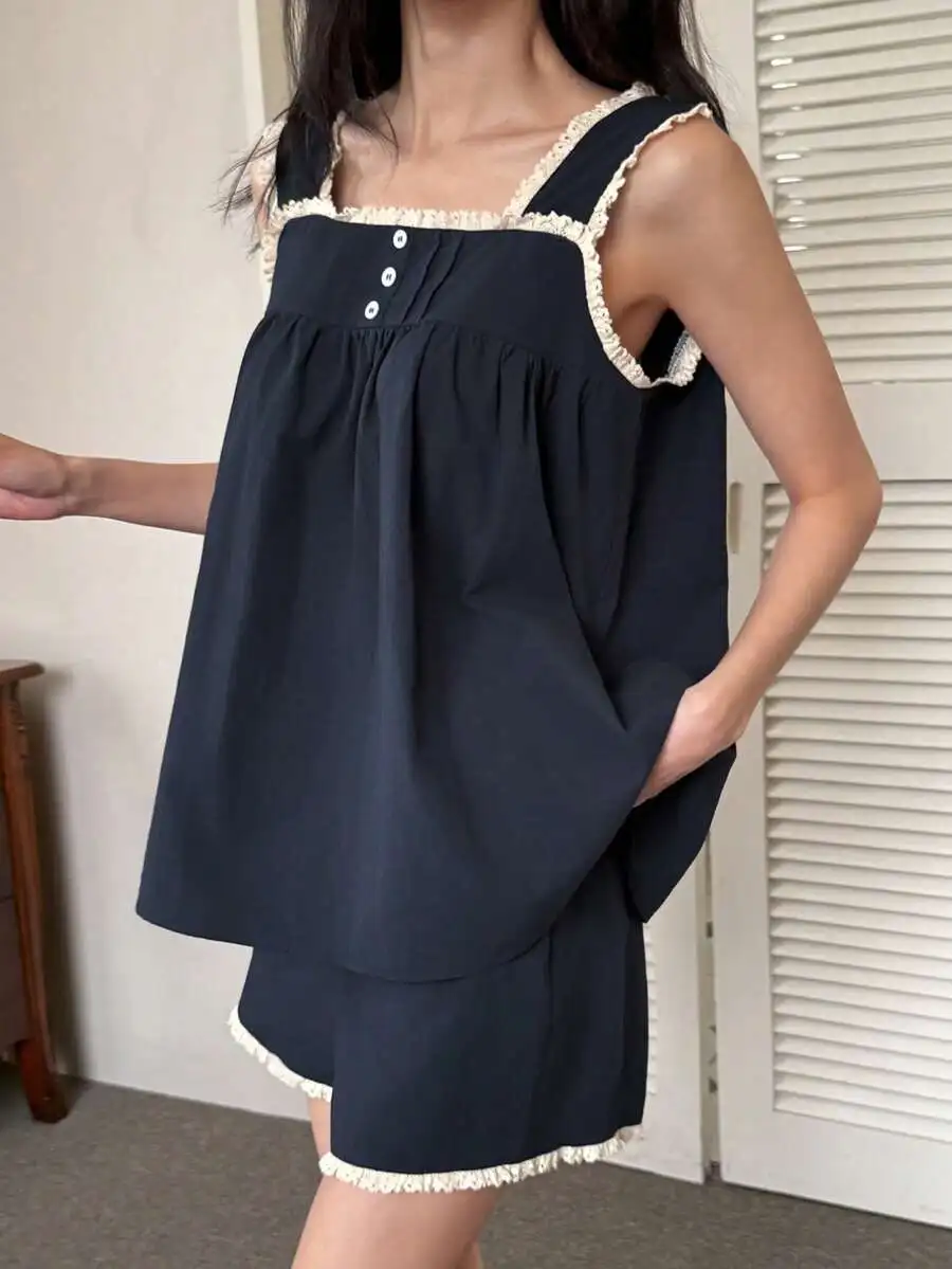 2pcs Women Lace Trim Camisole Top And Shorts Pajama Set
2pcs Women Lace Trim Camisole Top And Shorts Pajama Set