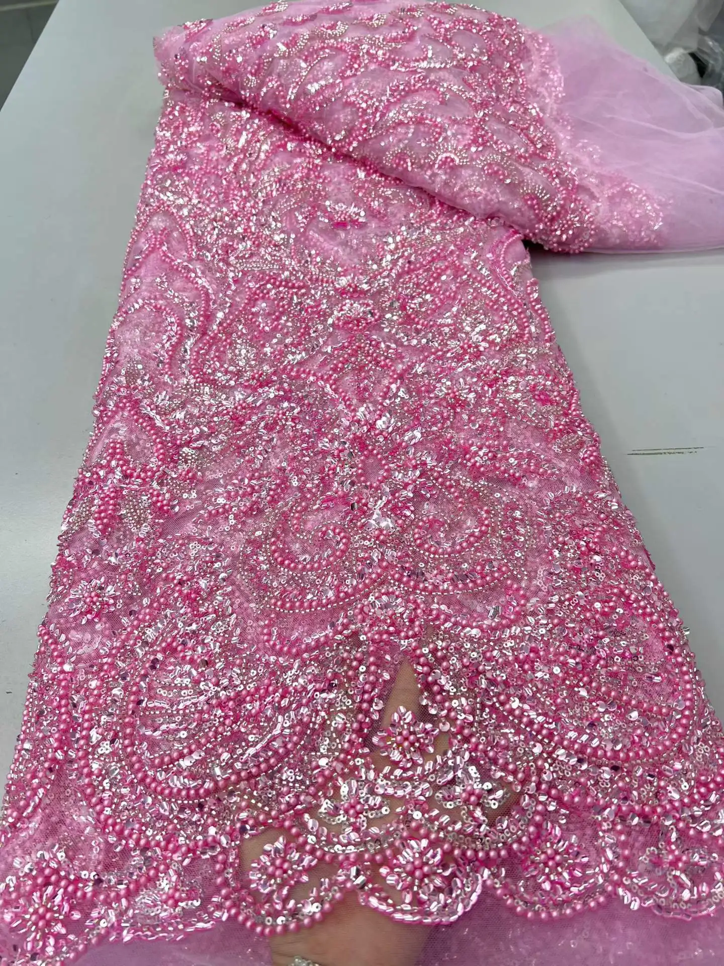 Luxury African Nigerian Groom Sequins Beads Lace Fabric 2026 High Quality French Tulle Lace Fabric For Bridal Dress Sewing 5 Y
Luxury African Nigerian Groom Sequins Beads Lace Fabric 2026 High Quality French Tulle Lace Fabric For Bridal Dress Sewing 5 Y