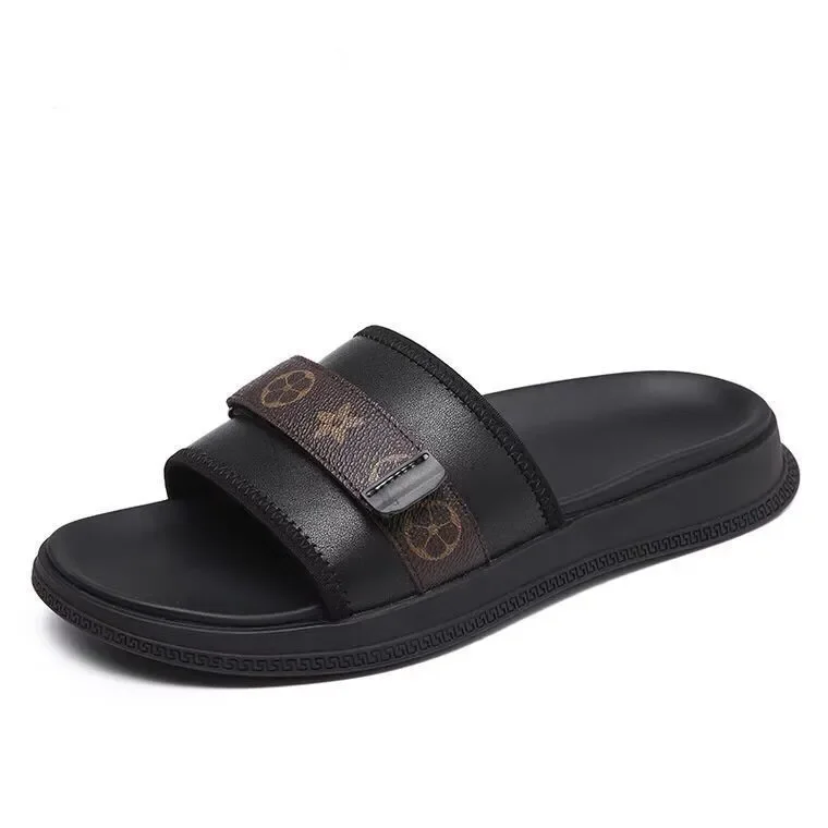 Free shipping 2026 new men's designer slippers summer trend outdoor home fashion beach sandals
Free shipping 2026 new men's designer slippers summer trend outdoor home fashion beach sandals
