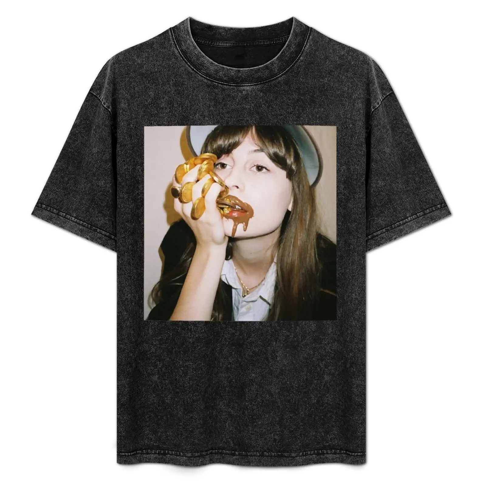 Faye Love Choco T-Shirt Plus Size Comfort Fit Tee
Faye Love Choco T-Shirt Plus Size Comfort Fit Tee