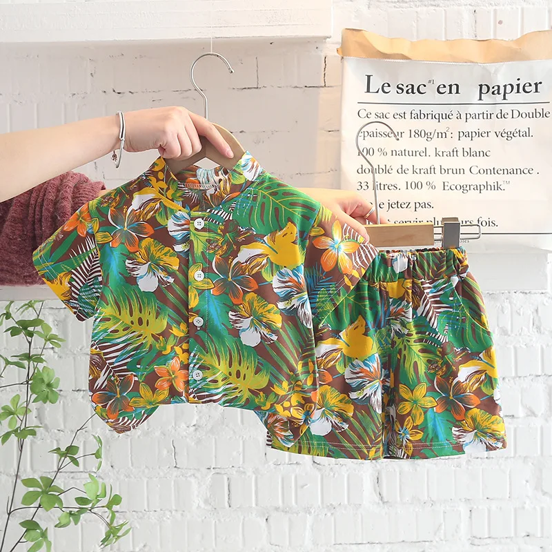 baby Boys summer Clothes suit fashion flower short-sleeved + shorts suit two-piece Beach vacation style children's clothing Sets
baby Boys summer Clothes suit fashion flower short-sleeved + shorts suit two-piece Beach vacation style children's clothing Sets