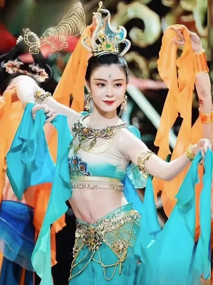 customized dunhuang meets flying dance costumes girls classical ethnic costumes rebounding pipa performance costumes hanfu women
customized dunhuang meets flying dance costumes girls classical ethnic costumes rebounding pipa performance costumes hanfu women