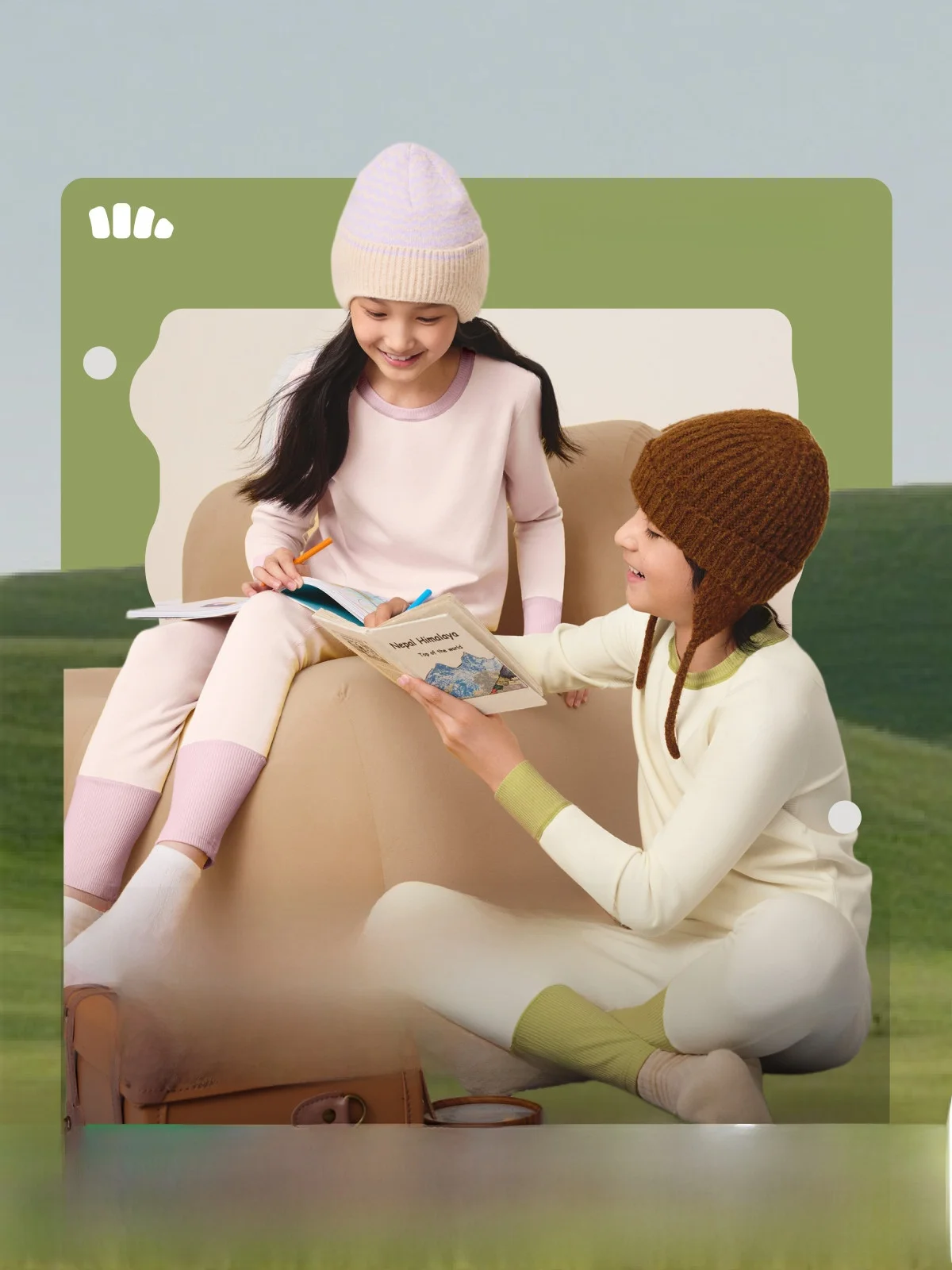 Комплект детской домашней одежды из бананового волокна: термобелье с аминокислотами для удержания влаги, дышащее, теплое, с длинными рукавами и брюками
Комплект детской домашней одежды из бананового волокна: термобелье с аминокислотами для удержания влаги, дышащее, теплое, с длинными рукавами и брюками