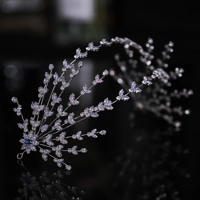 Bridal Zircon Hairband Luxury Crystal Star Hairhoop wedding headdress headband accessories Jewelry Party Headpiece Woman Gift
Bridal Zircon Hairband Luxury Crystal Star Hairhoop wedding headdress headband accessories Jewelry Party Headpiece Woman Gift