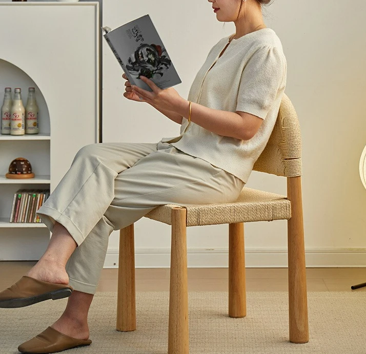 Retro solid wood braided rope chair household living room dining chair book table chair homestay cafe rest
Retro solid wood braided rope chair household living room dining chair book table chair homestay cafe rest